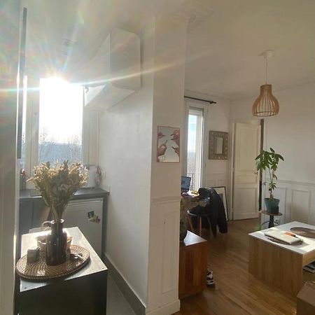 Appartement Ensoleille, Central Et Tout Equipe Avec Vue Tour Eiffel Et Pantheon Parijs Buitenkant foto