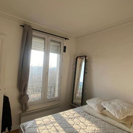 Appartement Ensoleille, Central Et Tout Equipe Avec Vue Tour Eiffel Et Pantheon Parijs Buitenkant foto