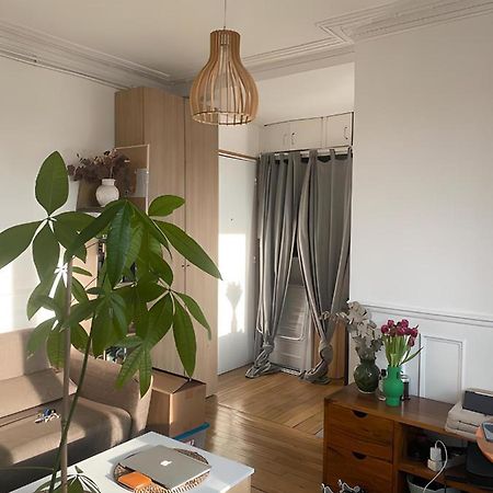Appartement Ensoleille, Central Et Tout Equipe Avec Vue Tour Eiffel Et Pantheon Parijs Buitenkant foto