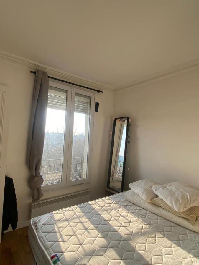 Appartement Ensoleille, Central Et Tout Equipe Avec Vue Tour Eiffel Et Pantheon Parijs Buitenkant foto