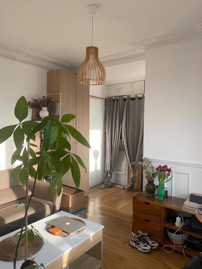 Appartement Ensoleille, Central Et Tout Equipe Avec Vue Tour Eiffel Et Pantheon Parijs Buitenkant foto
